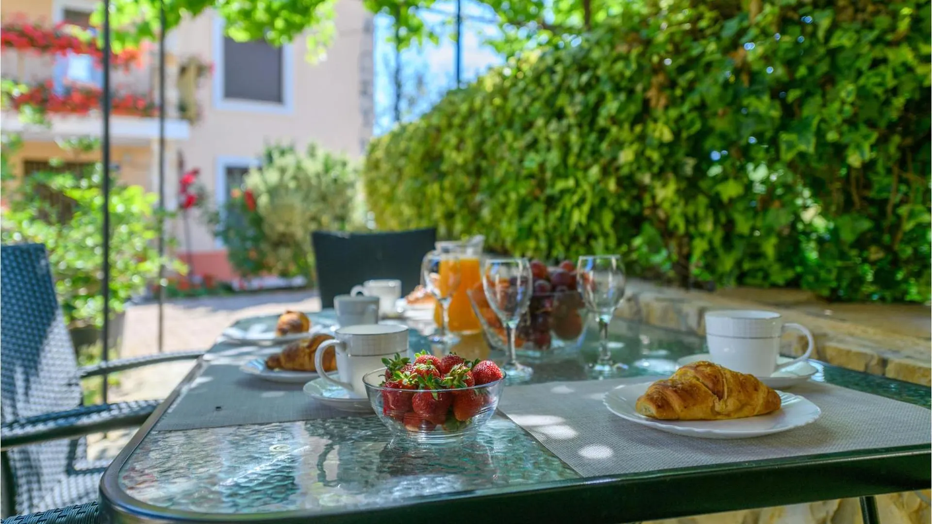 Awesome Home In Nedescina With Wifi 0*,  קרואטיה