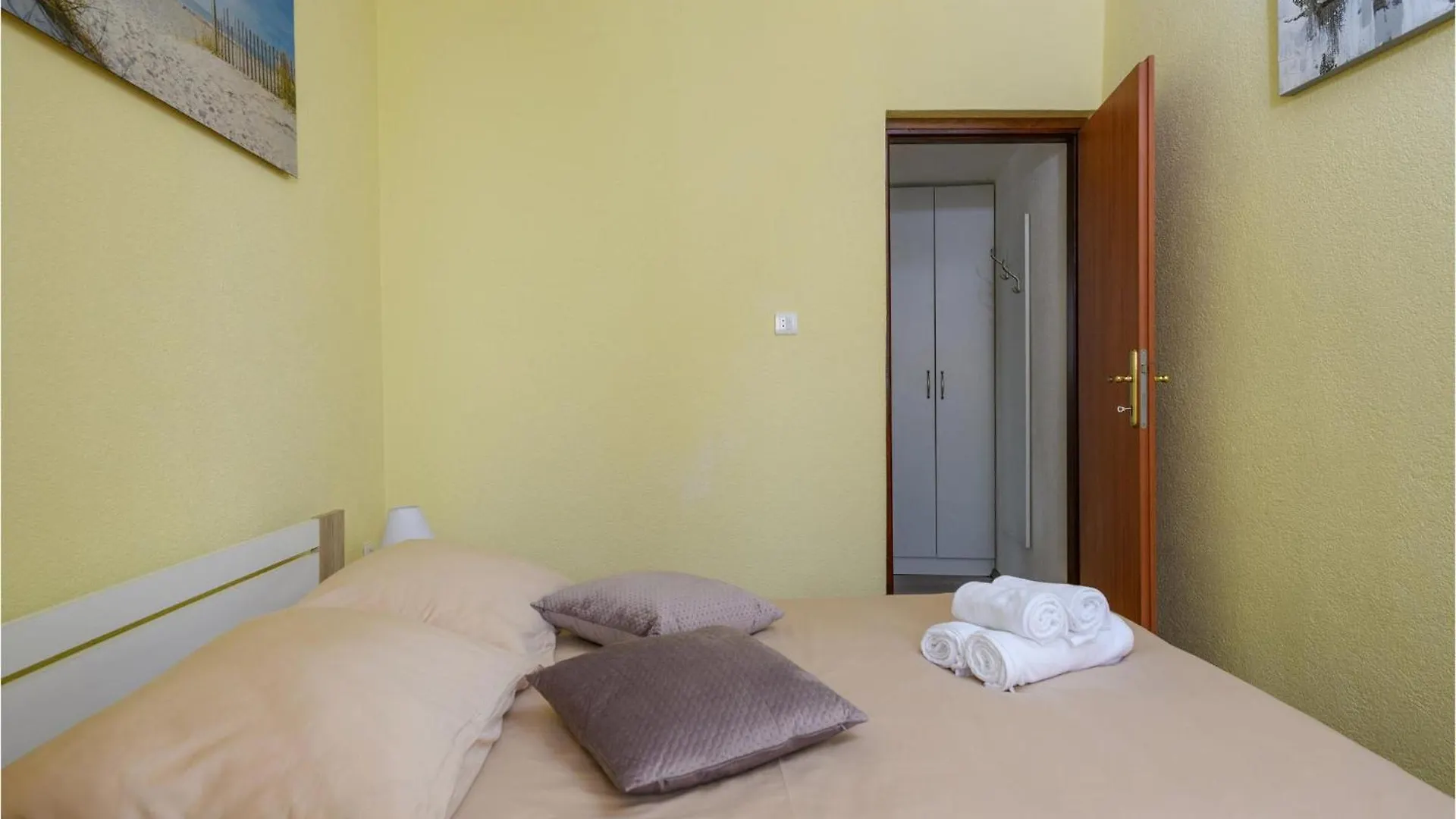 Awesome Home In Nedescina With Wifi Kroatien